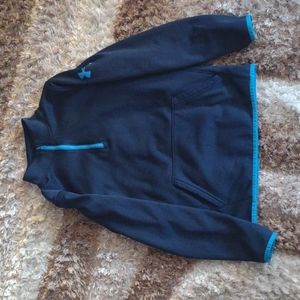 Under armour half zip sweatshirt boys youth M